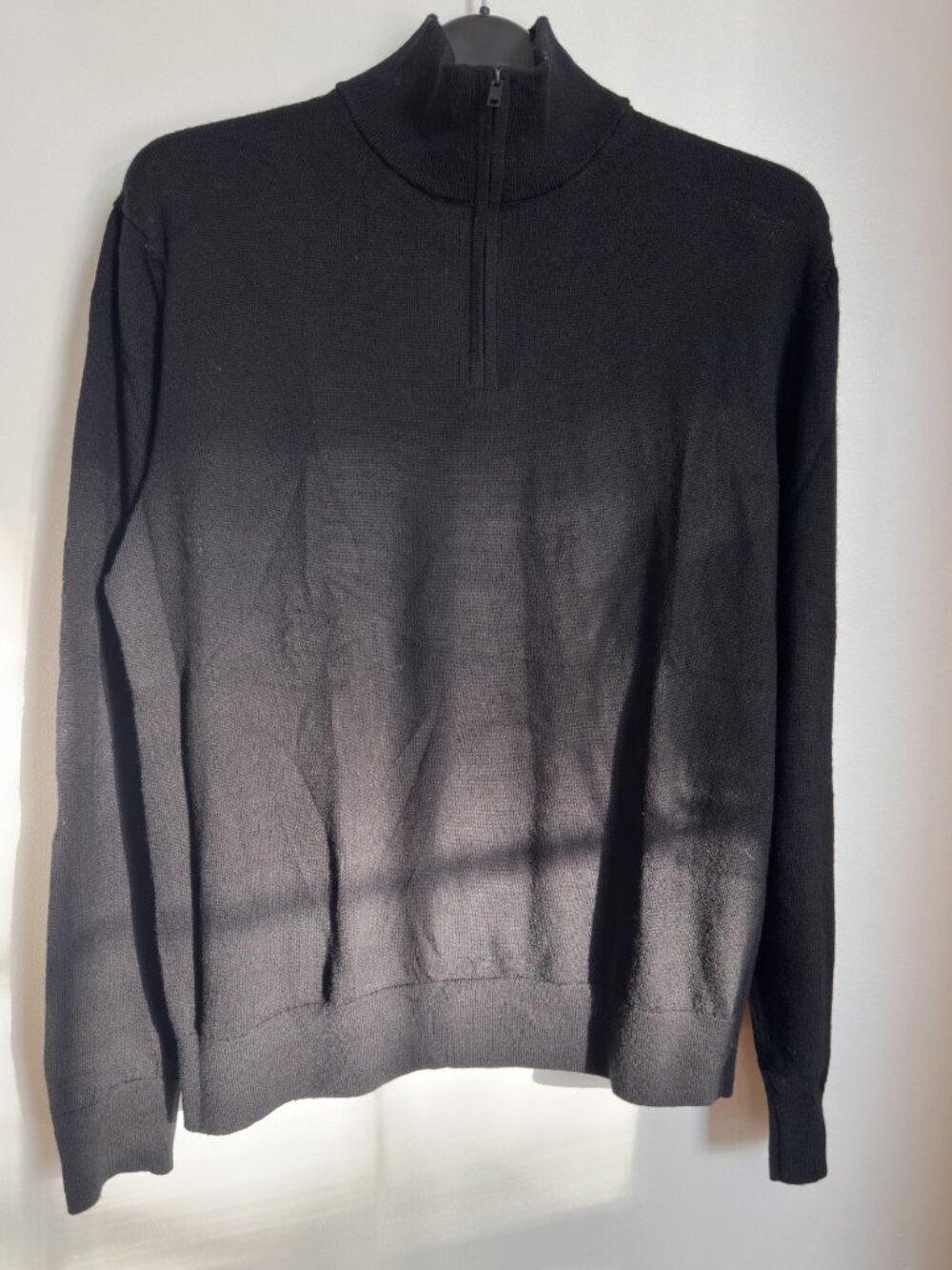 MEN'S LARGE BANANA REPUBLIC 100% MERINO WOOL 1/4 ZIP SHIRT